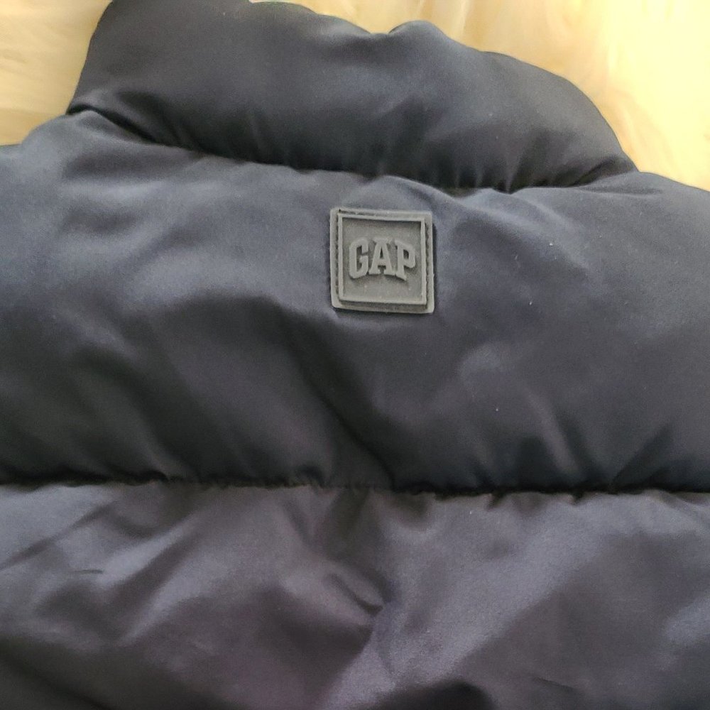Gap Puffer - Picture 4 of 4